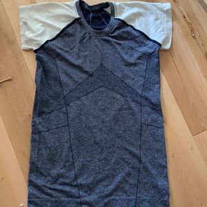 Oiselle old school top